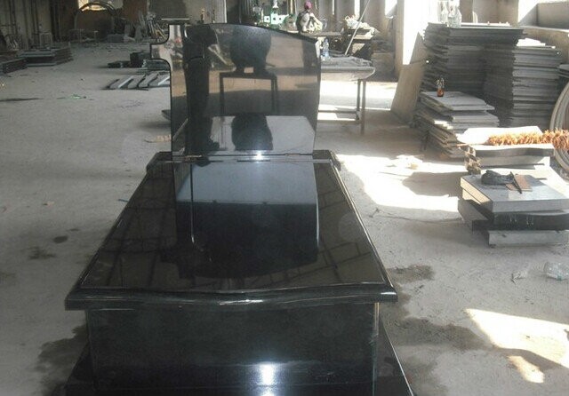 Black Natural Stone Granite Gravestone For Memory