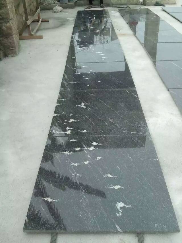 Via Lactea granite tine and slab for hotel floorin