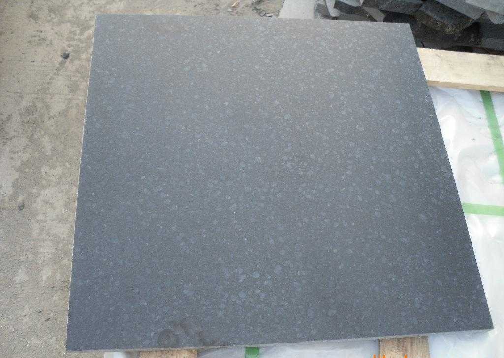 g684 pearl black granite